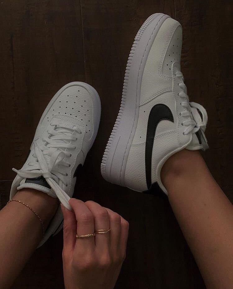 NIKE Air Force 1 Low (AF1) White Black Swoosh | Boys Restock Edition - Thumbnail 3