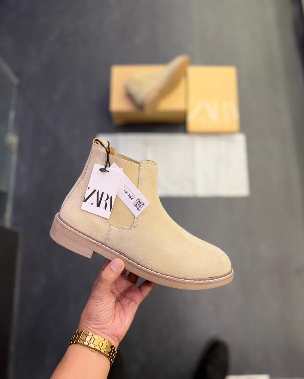 Men's ZARA Suede Leather Chelsea Boots in Sand / Light Beige (Premium Surplus) - Thumbnail 4