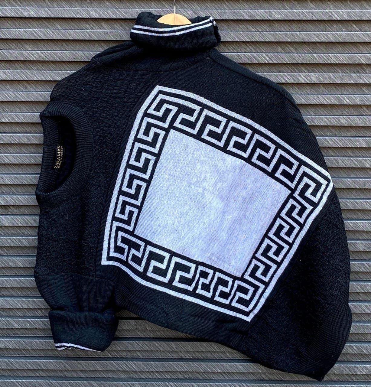 Men's Geometric Key Pattern Turtleneck Sweater | Stylish Textured High Neck Pullover - Thumbnail 3