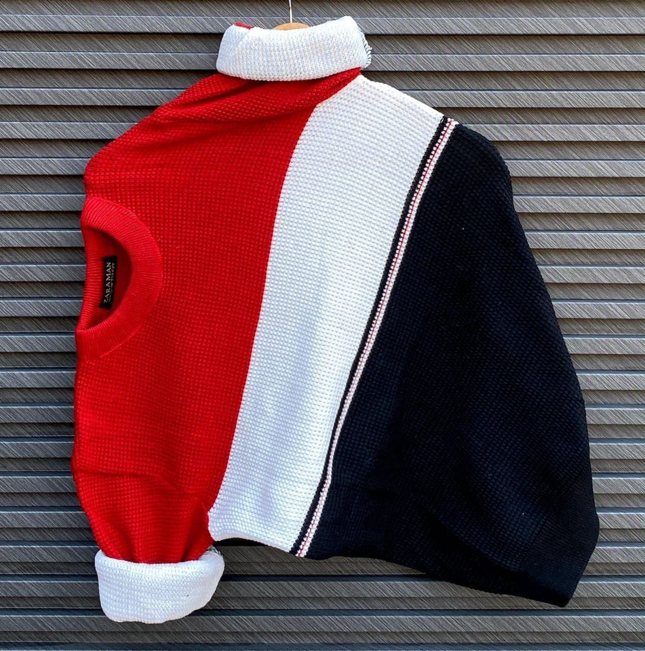 Men's Modern Waffle Knit Color-Block Sweater - Thumbnail 5