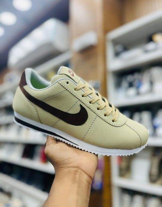 Men's Classic '70s Retro-Style Low-Top Sneakers