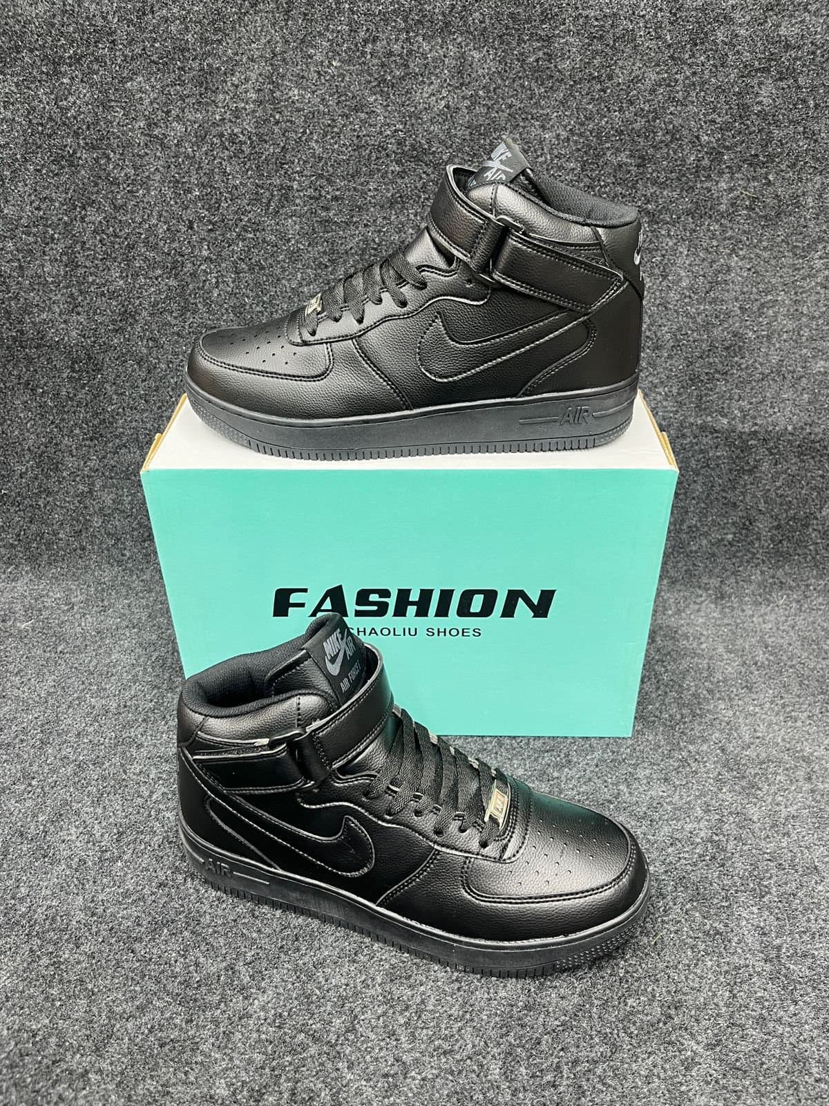 Men's Urban High-Top Fashion Sneakers with Ankle Strap | Classic Retro Trainers - Thumbnail 2