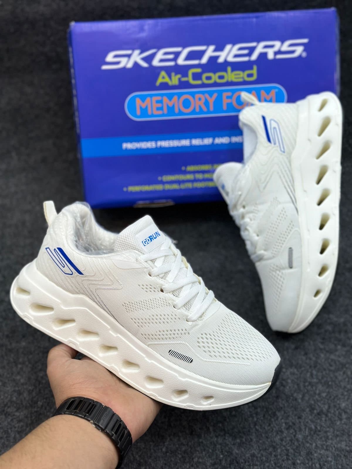 Men's Athletic Sport Sneakers with Geometric Cut-Out Cushion Sole