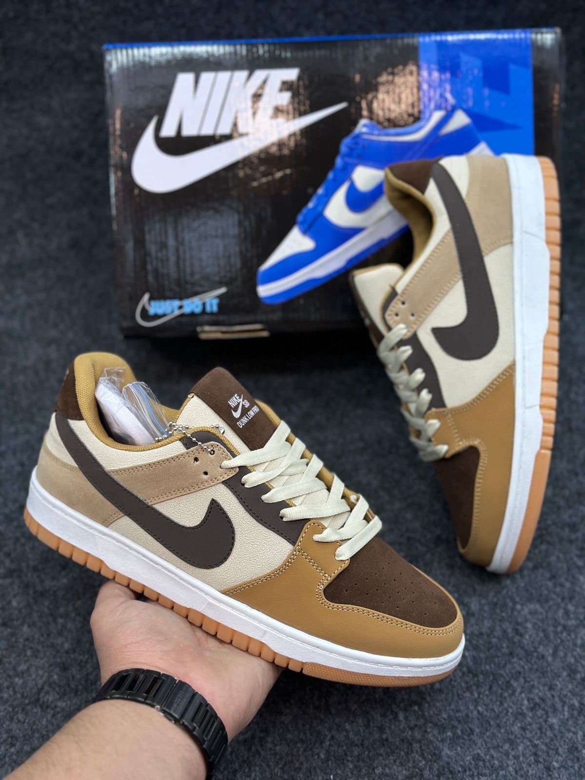 Men's Classic Low-Top Sneakers | Retro Streetwear-Style Shoes - Thumbnail 5