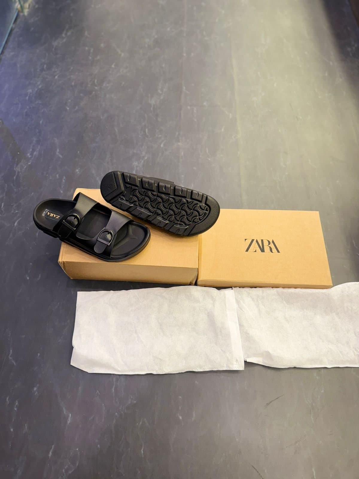 Premium Men's Casual Sandals | Stylish Buckle &amp; Toe-Post Designs with Lug Sole - Thumbnail 4