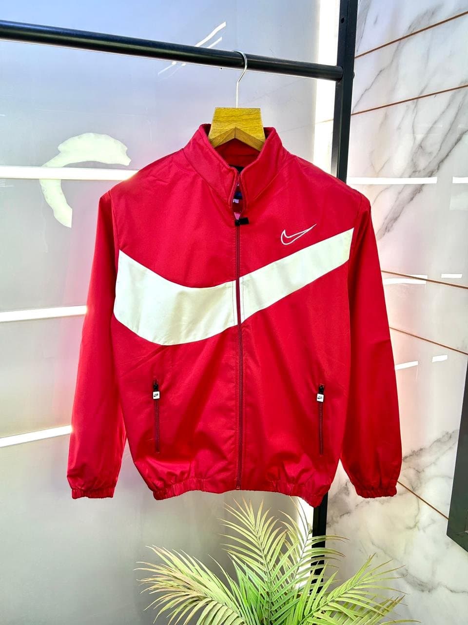 Men's Lightweight Full-Zip Windbreaker with Bold Dynamic Stripe - Thumbnail 2