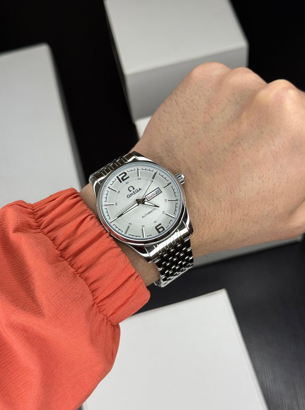 Omega Men’s Silver Analog Watch with Open Back | Quartz Movement | 41mm Dial