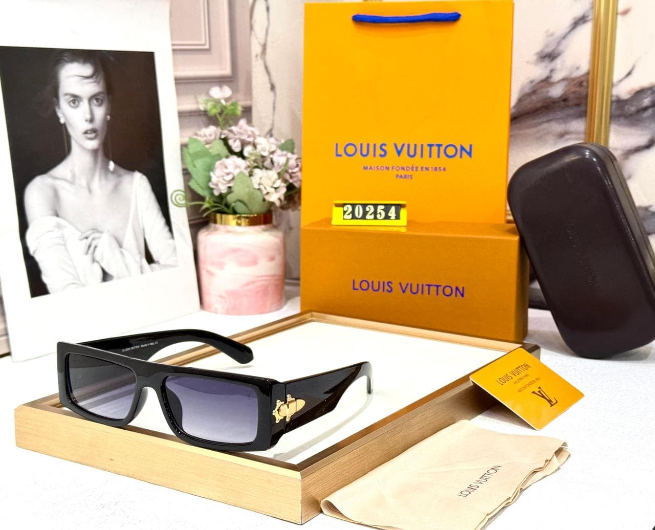 Louis Vuitton Women’s UV Protected Designer Sunglasses – Premium Collection - Thumbnail 2