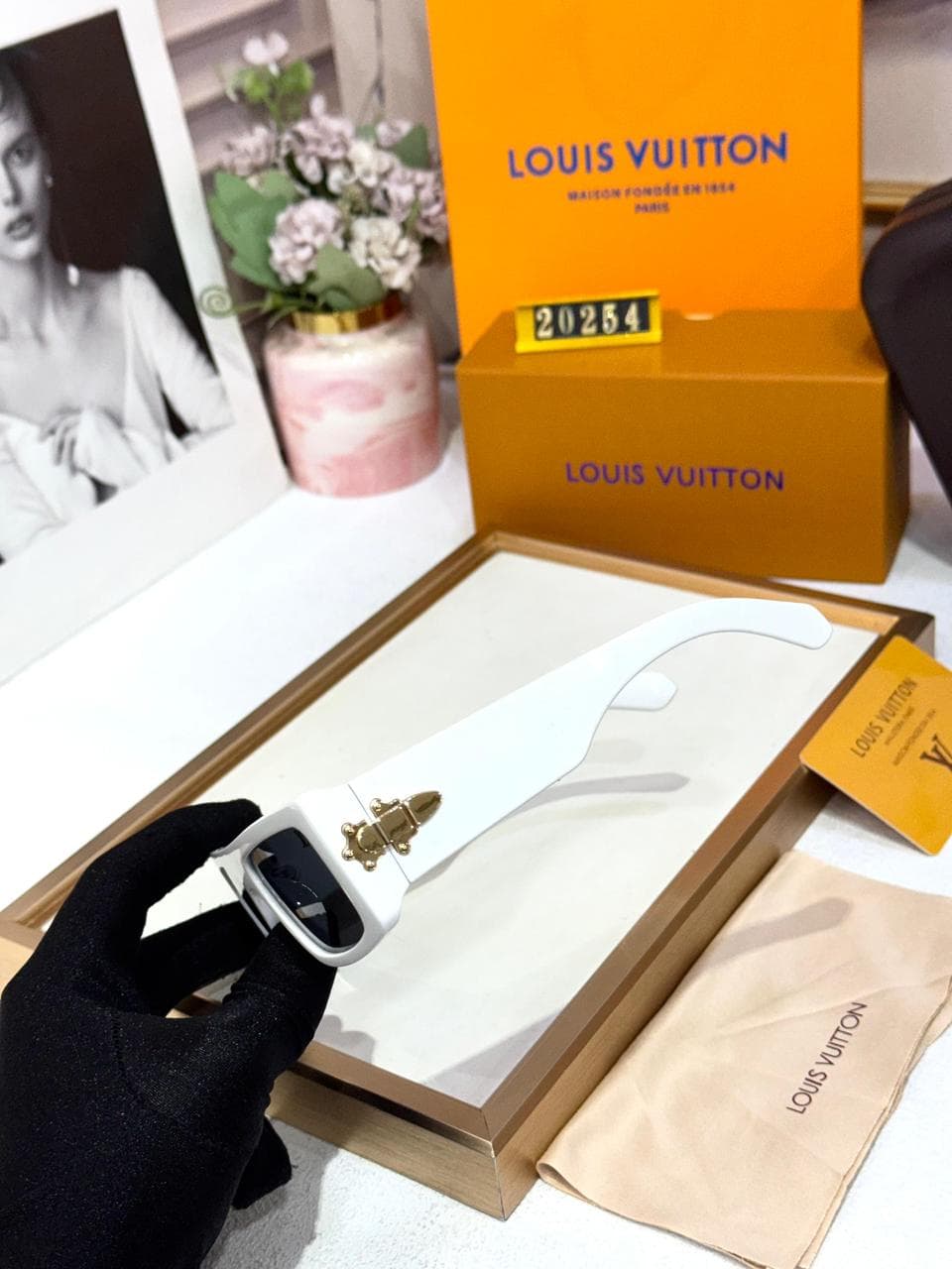 Louis Vuitton Women’s UV Protected Designer Sunglasses – Premium Collection - Thumbnail 7