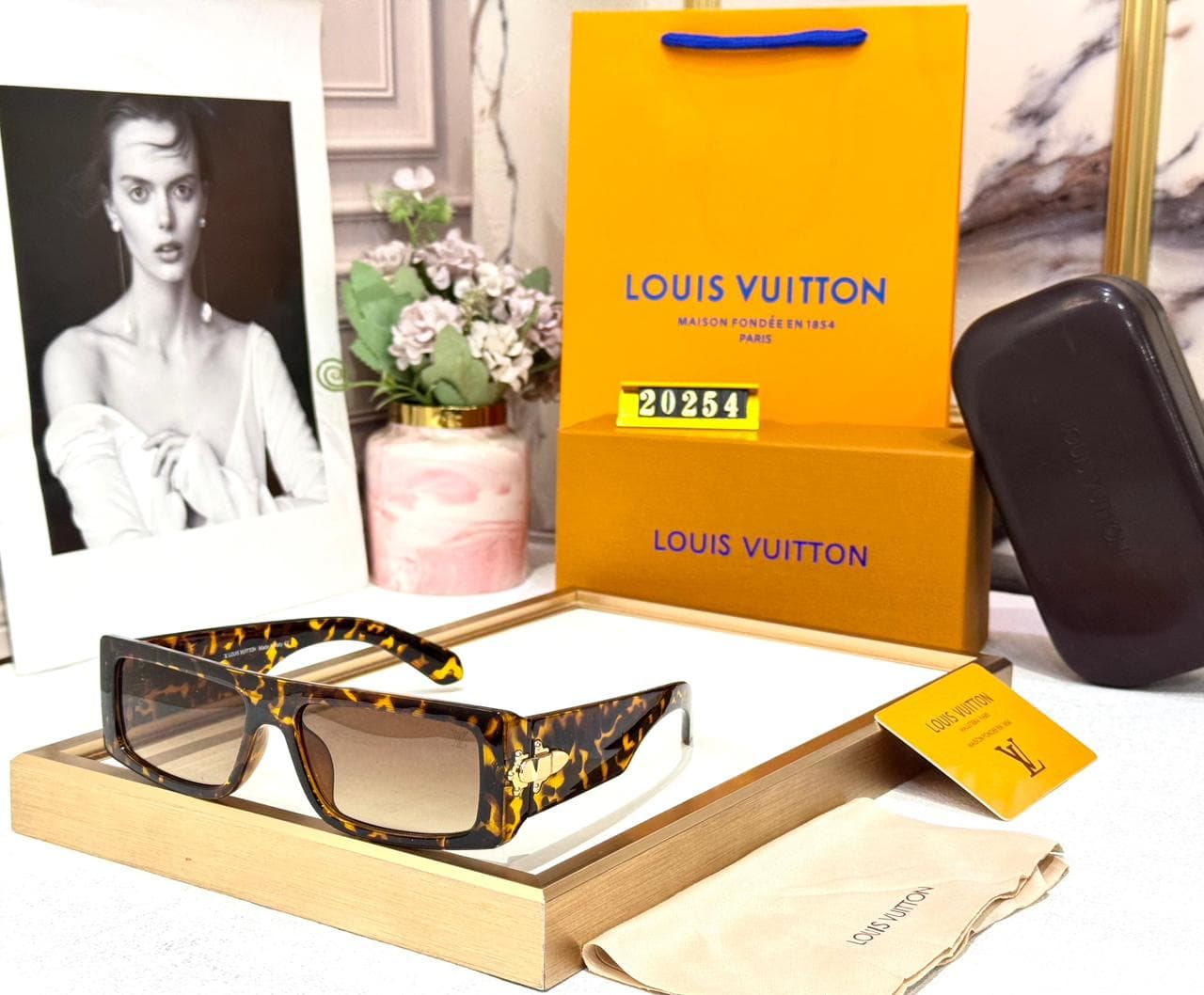 Louis Vuitton Women’s UV Protected Designer Sunglasses – Premium Collection - Thumbnail 10