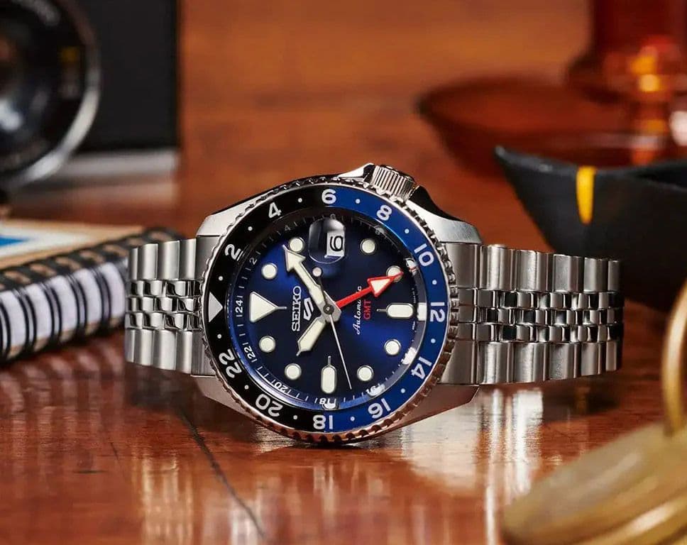 Seiko Automatic GMT Stainless Steel Watch for Men – Blue Dial Sporty Luxury Timepiece - Thumbnail 4