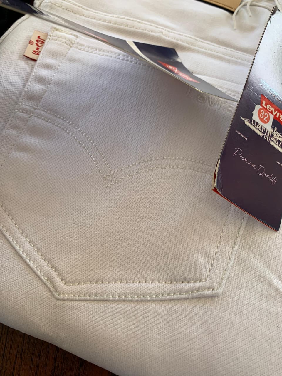 LEVI’S Hyperflex Cotton Denim Jeans for Men – Slim Fit Stretch Denim (2 Colors) - Thumbnail 4