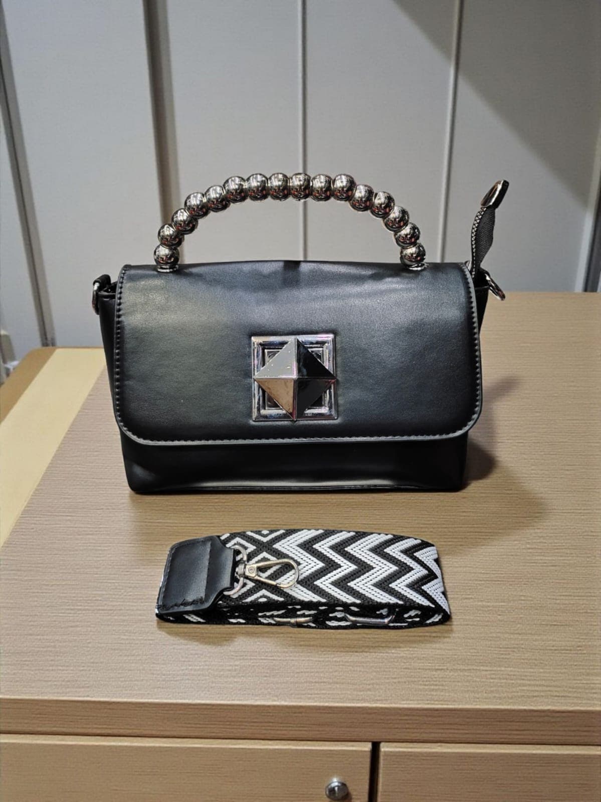 New Trendy Sling Bag for Women – Premium Imported Fashion Handbag - Thumbnail 4