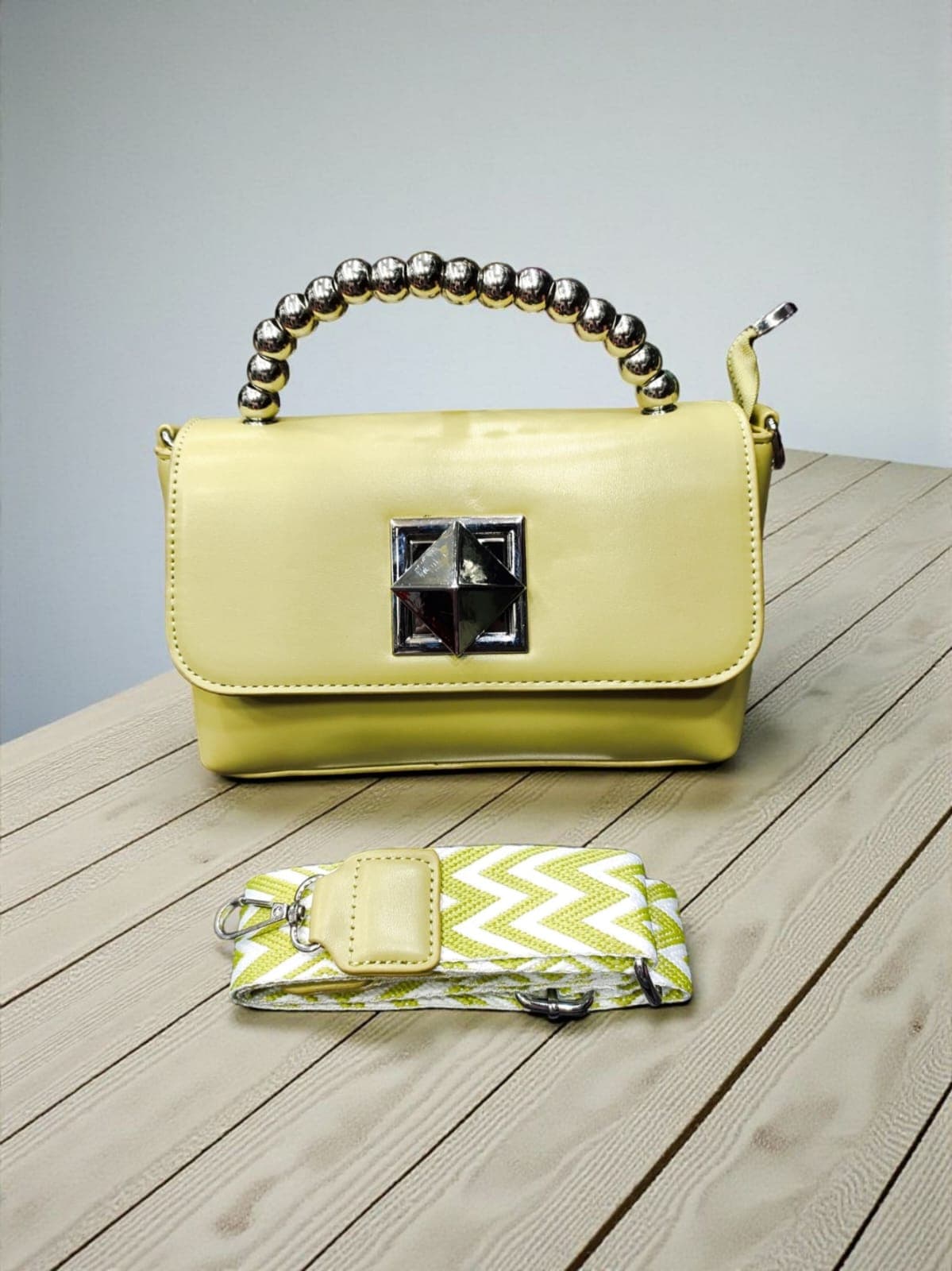 New Trendy Sling Bag for Women – Premium Imported Fashion Handbag